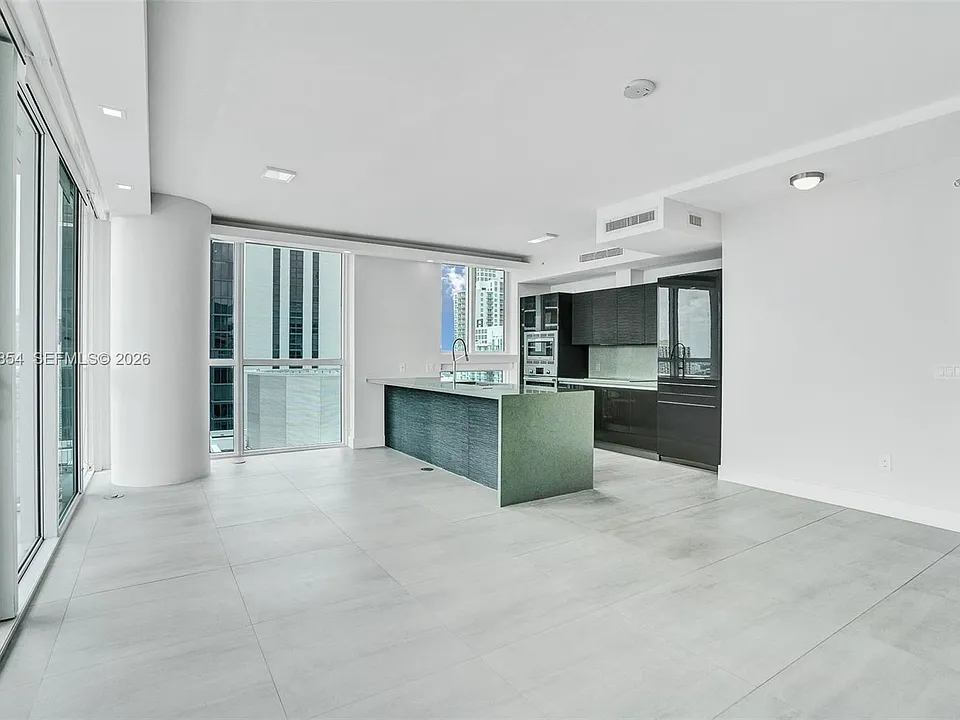 1080 Brickell Ave #4109