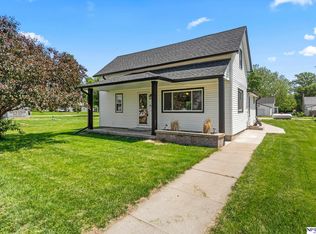 308 Rangeline Rd, Snyder, NE 68664
