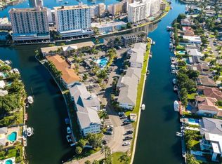 450 Paradise Isle Boulevard, Hallandale Beach, FL 33009