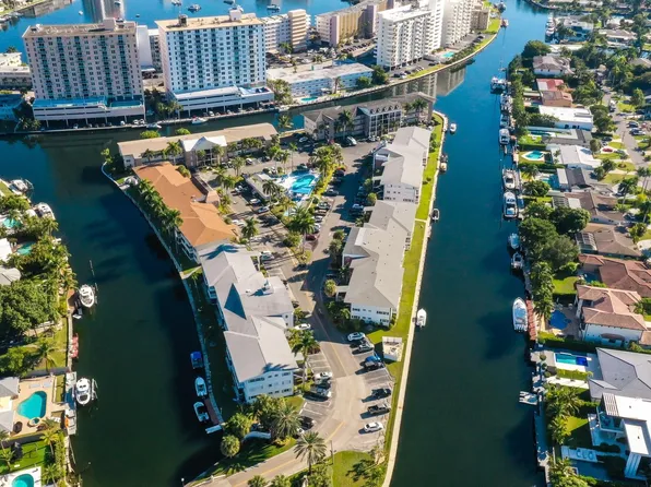 450 Paradise Isle Boulevard, Hallandale Beach, FL 33009