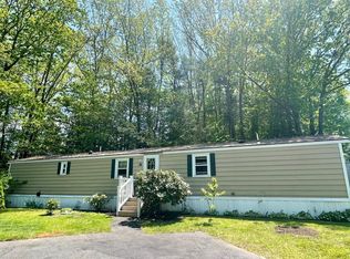 39 Granite Dr, North Hampton, NH 03862