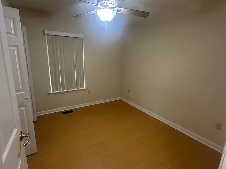 8104 Igou Gap Rd — Photo 19