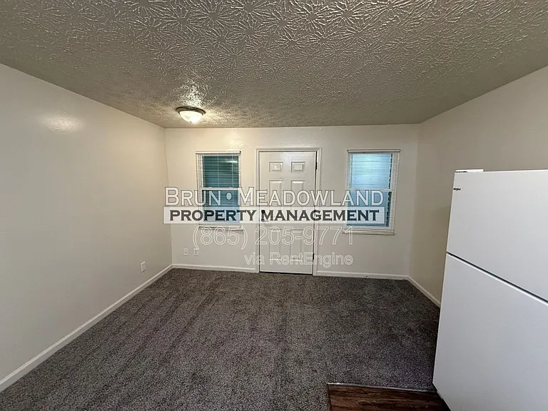 5525 Jacksboro Pike #18 — Photo 2