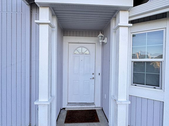 4th image of 214 Marna Dr