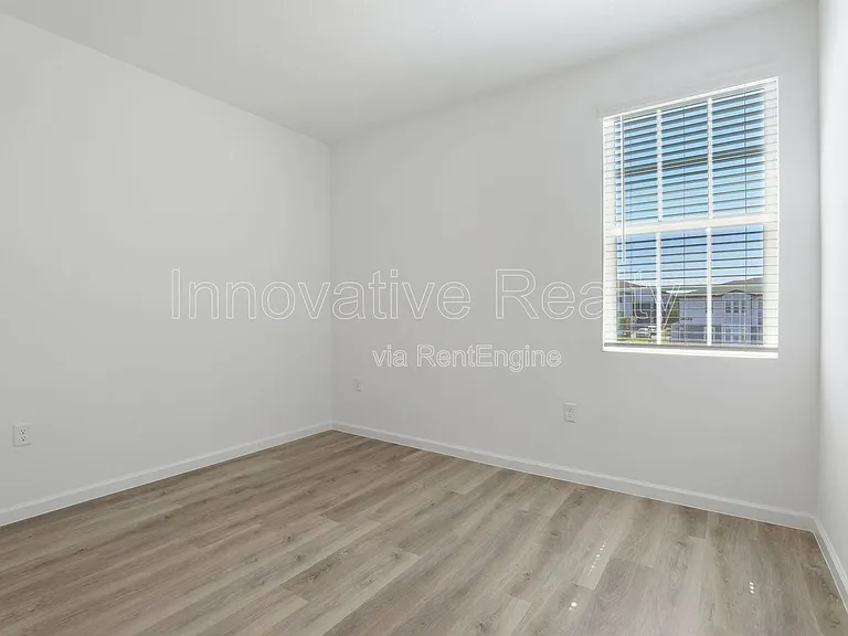 Venture Apartments — Photo 86