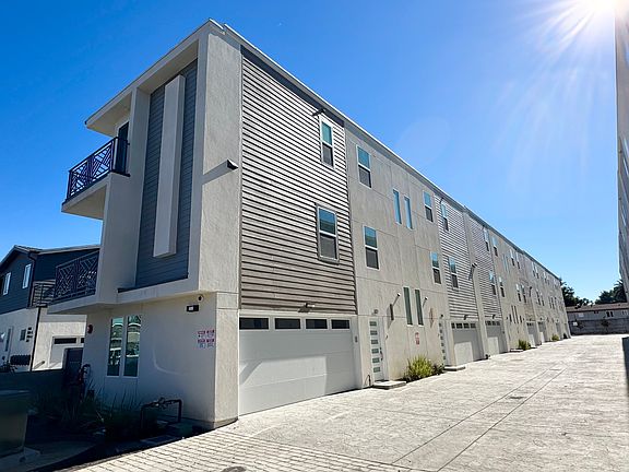 2nd image of 3190 Carlin Ave #105
