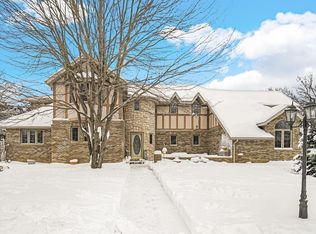 4998 Glenbrook Dr, Michigan City, IN 46360