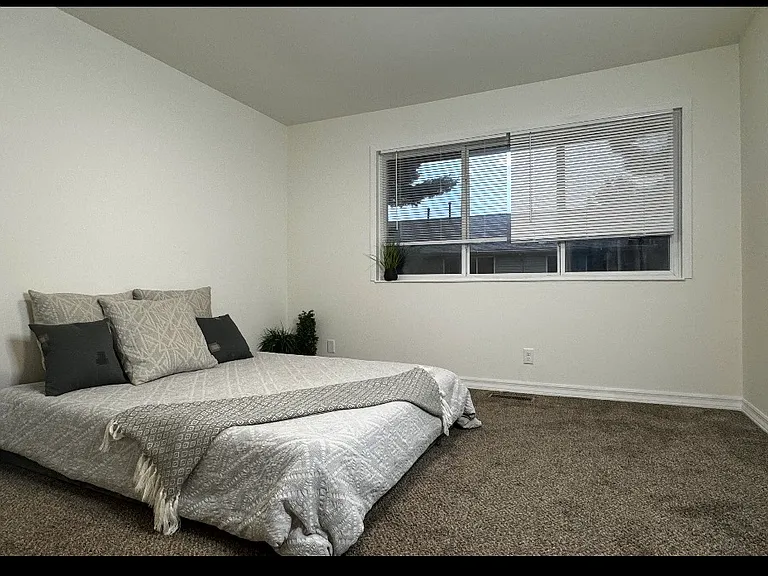 3591 Kenbrooke Ct — Photo 8
