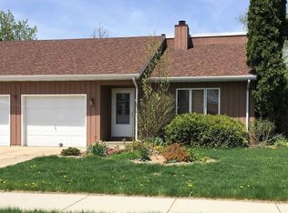1113 Nantucket Dr, Janesville, WI 53546