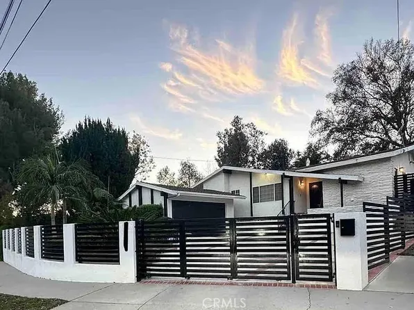 9437 McLennan Ave, North Hills, CA 91343