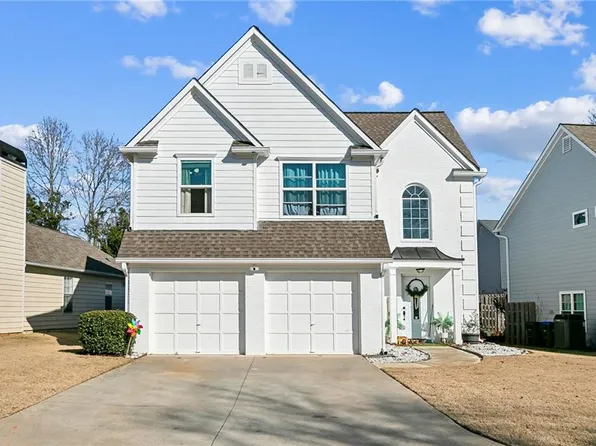 1240 Birchwood Ln, Roswell, GA 30076