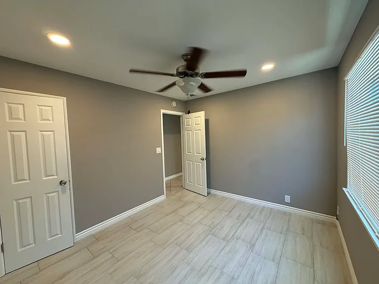 722 S Citron St — Photo 9