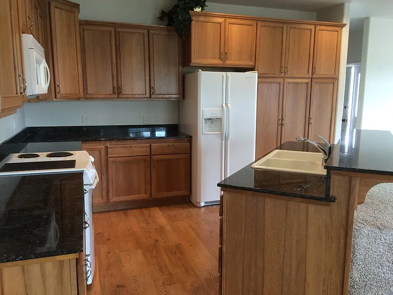6367 NE Murray Way #A — Photo 6