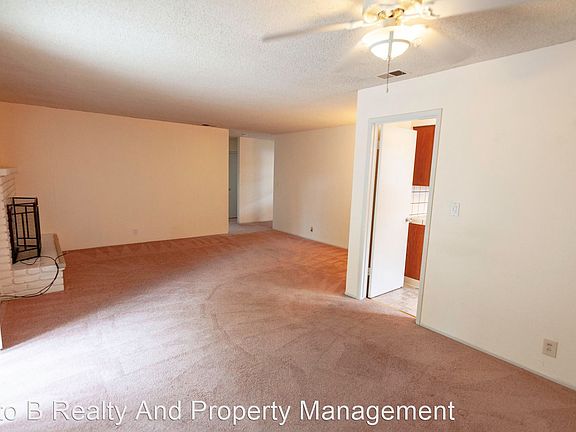 5th image of 1111 Vasquez Ave