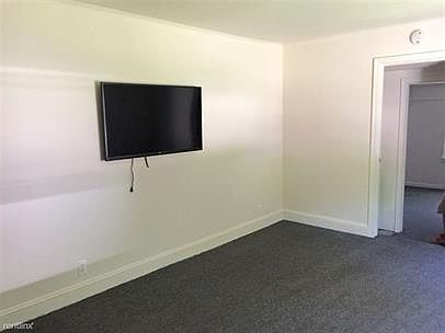 3rd image of 210 School St