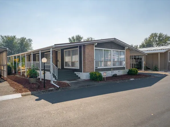 20350 Hole In One Dr Unit 172, Redding, CA 96002