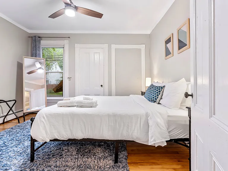 2 Sargent St #1 — Photo 9