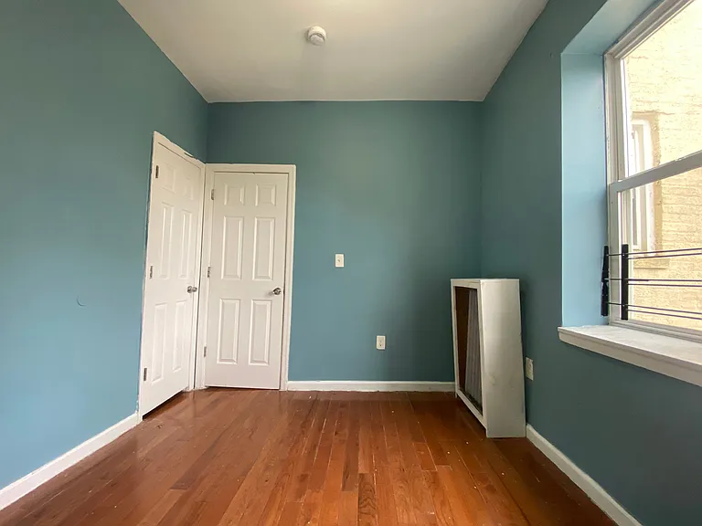 45-47 Cedar Ave #11 — Photo 7