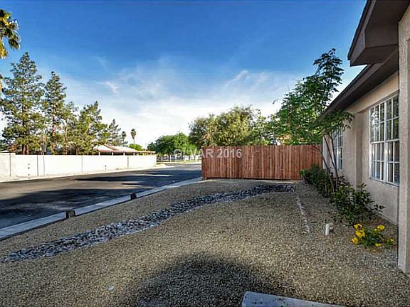 3rd image of 4153 El Oro St