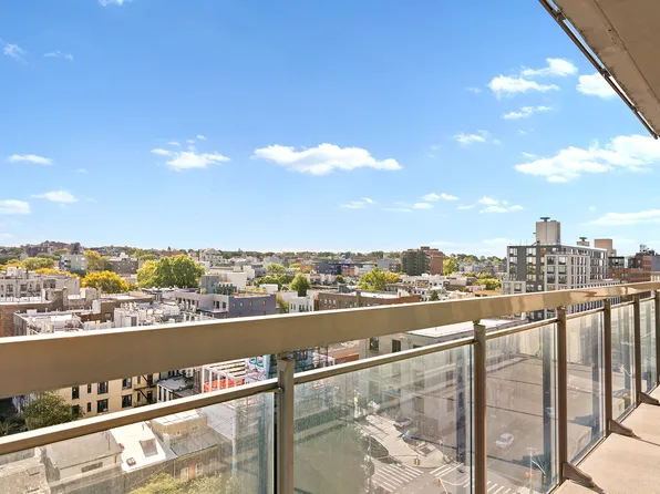 500 4th Avenue image 6 of 17