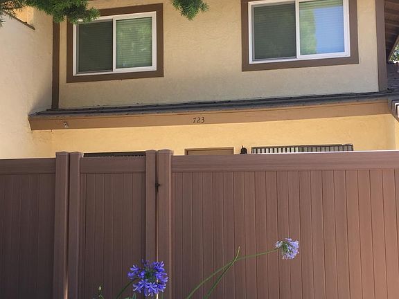 3rd image of 723 Spenser Ln