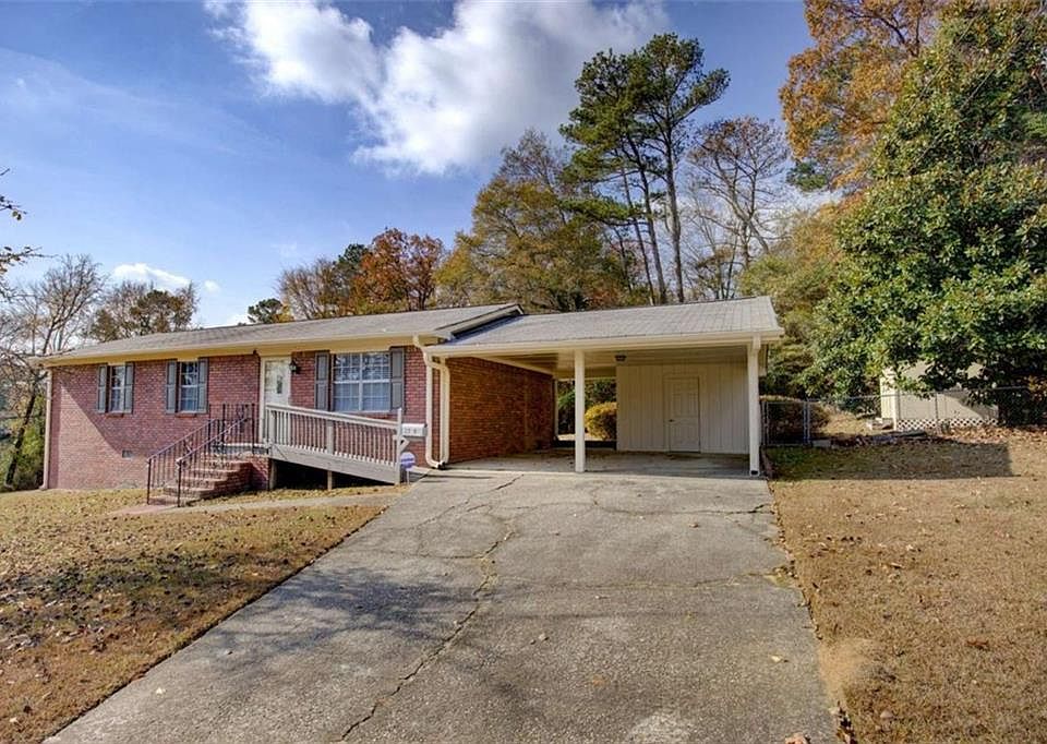 1st image of 2258 Pinetree Ln NE