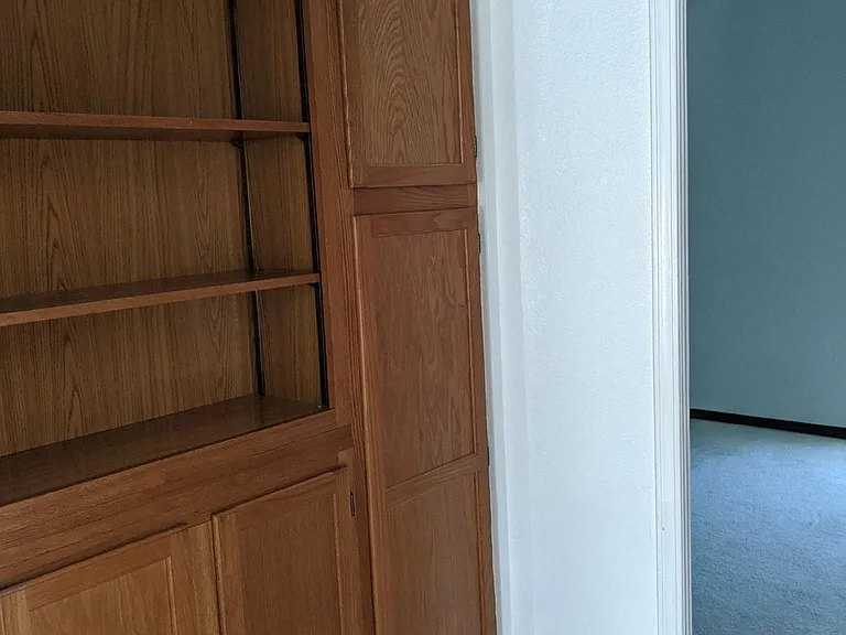 301 S Abbey Ln — Photo 35