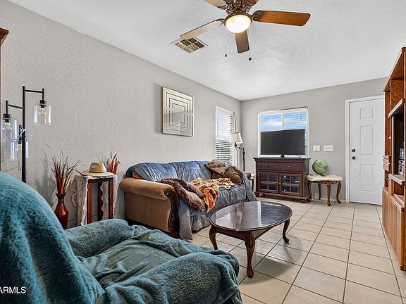 3rd image of 43697 W ELM Drive