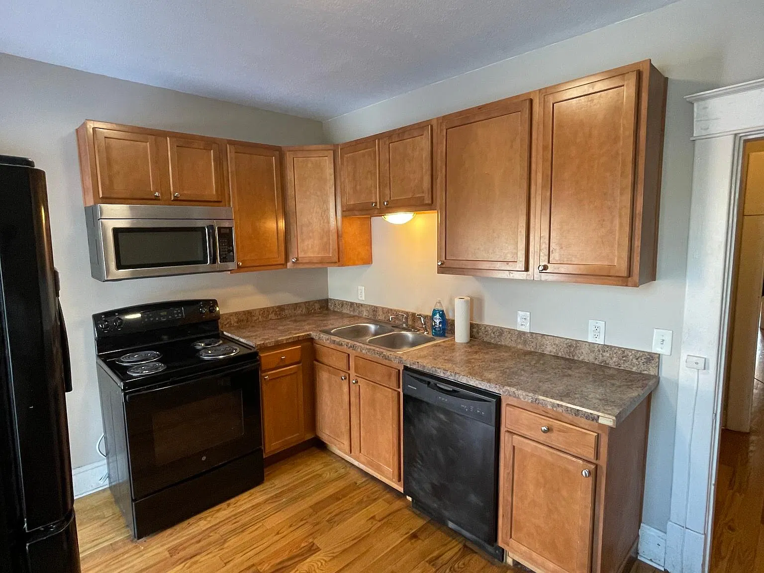 4 bed, 1500 sqft, $1,700 — Photo 3