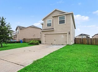 6038 Coral Cove Rd, Baytown, TX 77523