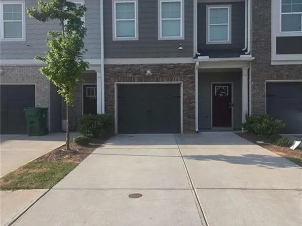 5811 Calle Vista Dr, Lithonia, GA 30058