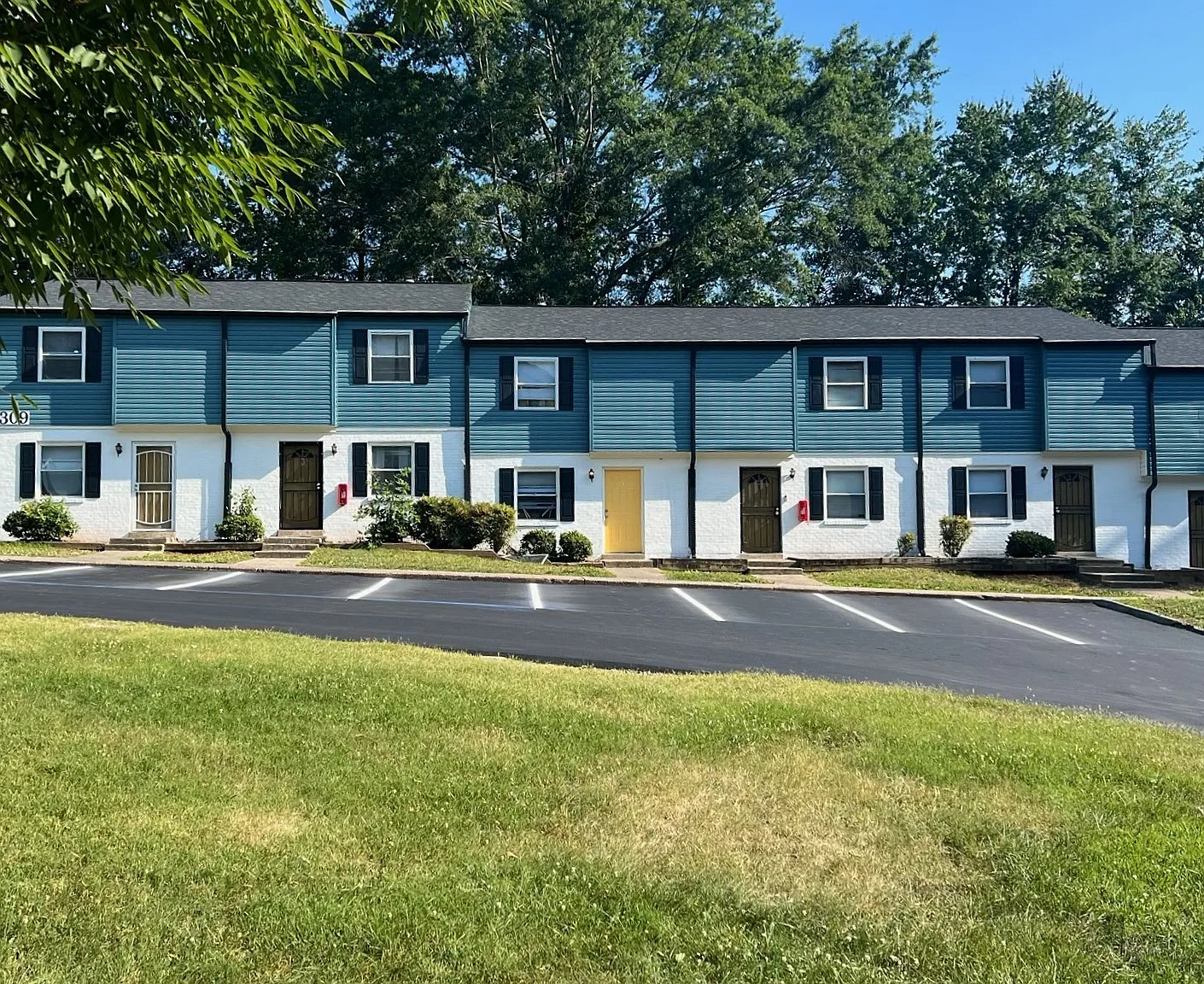 Brookside Townhomes — Photo 3