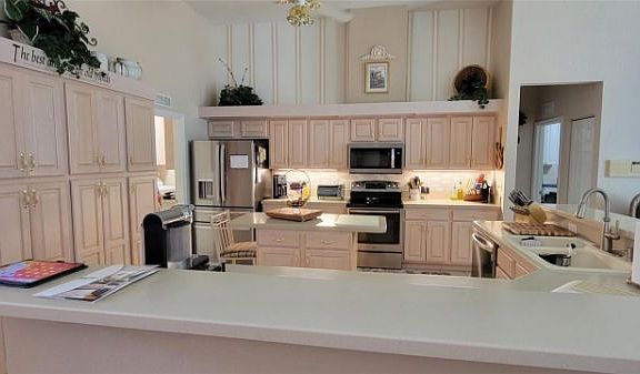4th image of 6818 SW 113th Pl