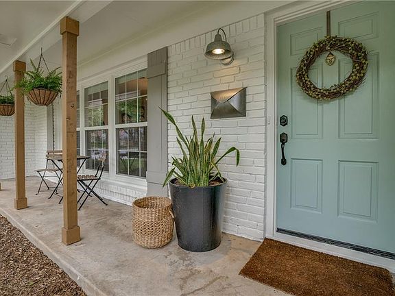 3rd image of 3628 Wedgway Dr