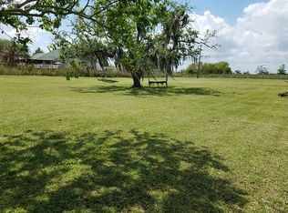 5061 Privateer Blvd, Barataria, LA 70036