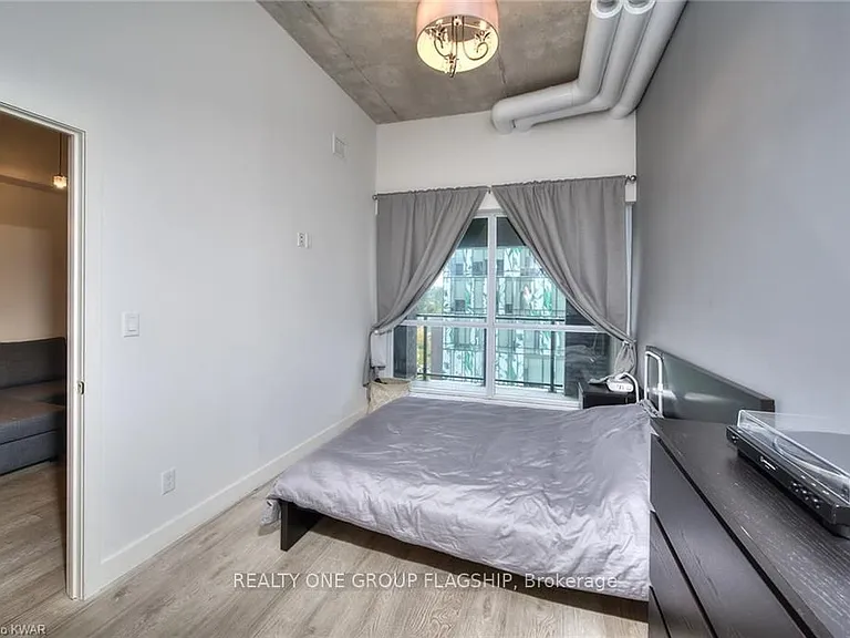 1 Victoria St S #501 — Photo 12
