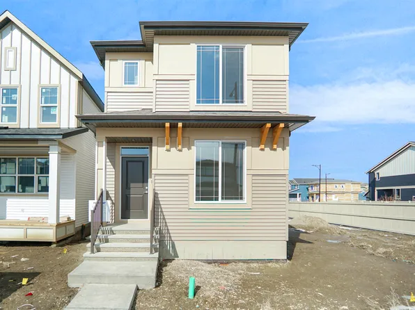 7002 50a Ave, Beaumont, AB T4X 1B8
