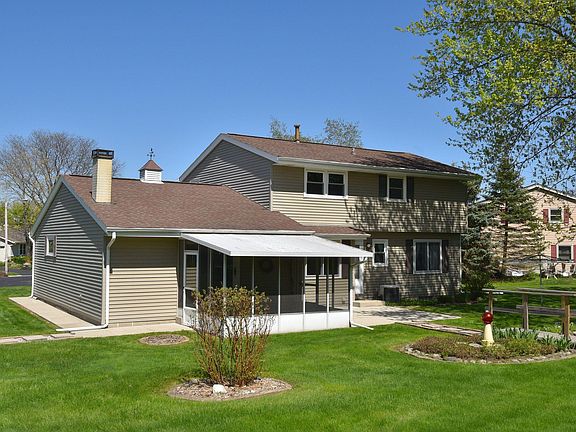 3rd image of N82W18317 Williamsburg Ct