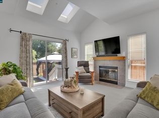 123 Williamson Ct, Martinez, CA 94553