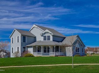 7443 Whistlehill Ct SW, Byron Center, MI 49315