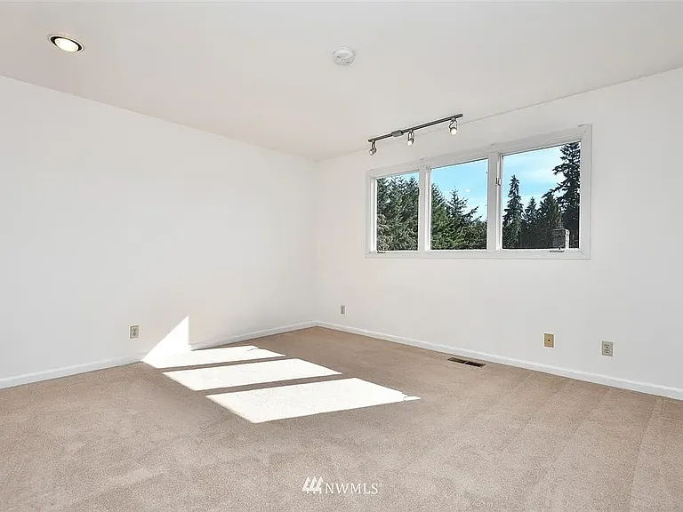 6310 141st Ave SE — Photo 16