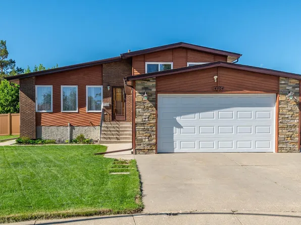 14504 30th St NW, Edmonton, AB T5Y 2C3