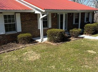 30 Sequoia Dr, Huntington, WV 25705