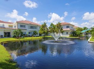 508 7th Sq APT 102, Vero Beach, FL 32962