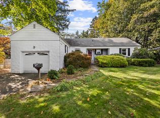 5 Coolidge Rd, West Hartford, CT 06117