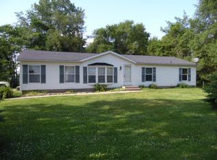 955 E Garfield St, Warsaw, IN 46580