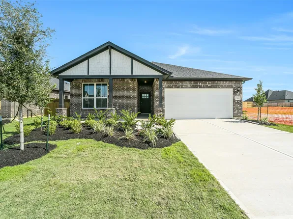 516 Deep Sands Dr, Waller, TX 77484
