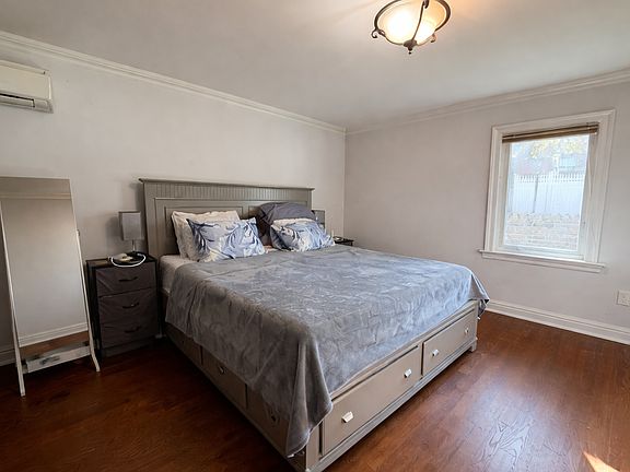 5th image of 45 Saint Johns Ave #1
