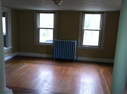 3rd image of 66 Livingston St