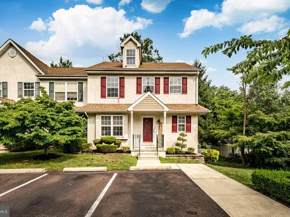 109 Millstone Ct, Royersford, PA 19468